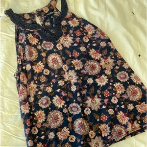 Lucky Brand top